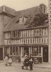 ケント州テンターデンにて（モノクロ写真）