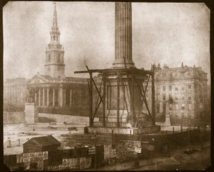 建設中のネルソンの柱、1841年頃（カロタイプネガからの塩紙印刷）