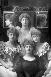 デーン姉妹、1893年。