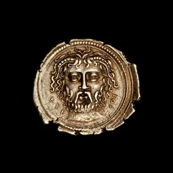 紀元前360年頃の古代ギリシャのゼウスの頭部が描かれたコイン(写真)