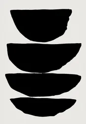 積み重なった黒い形
